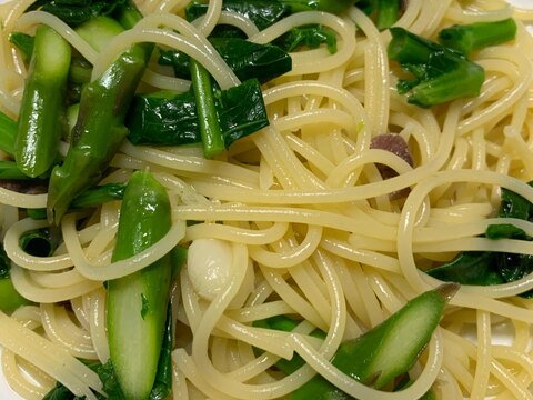 春のパスタ　アスパラ・かき菜でね